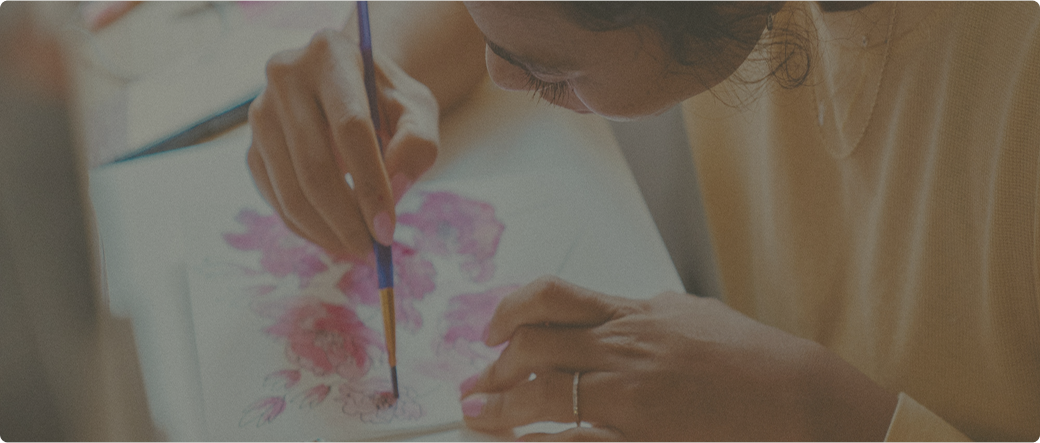 Personne peignant une aquarelle